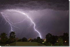 Cloud_to_ground_lightning_strikes_south-west_of_Wagga_Wagga